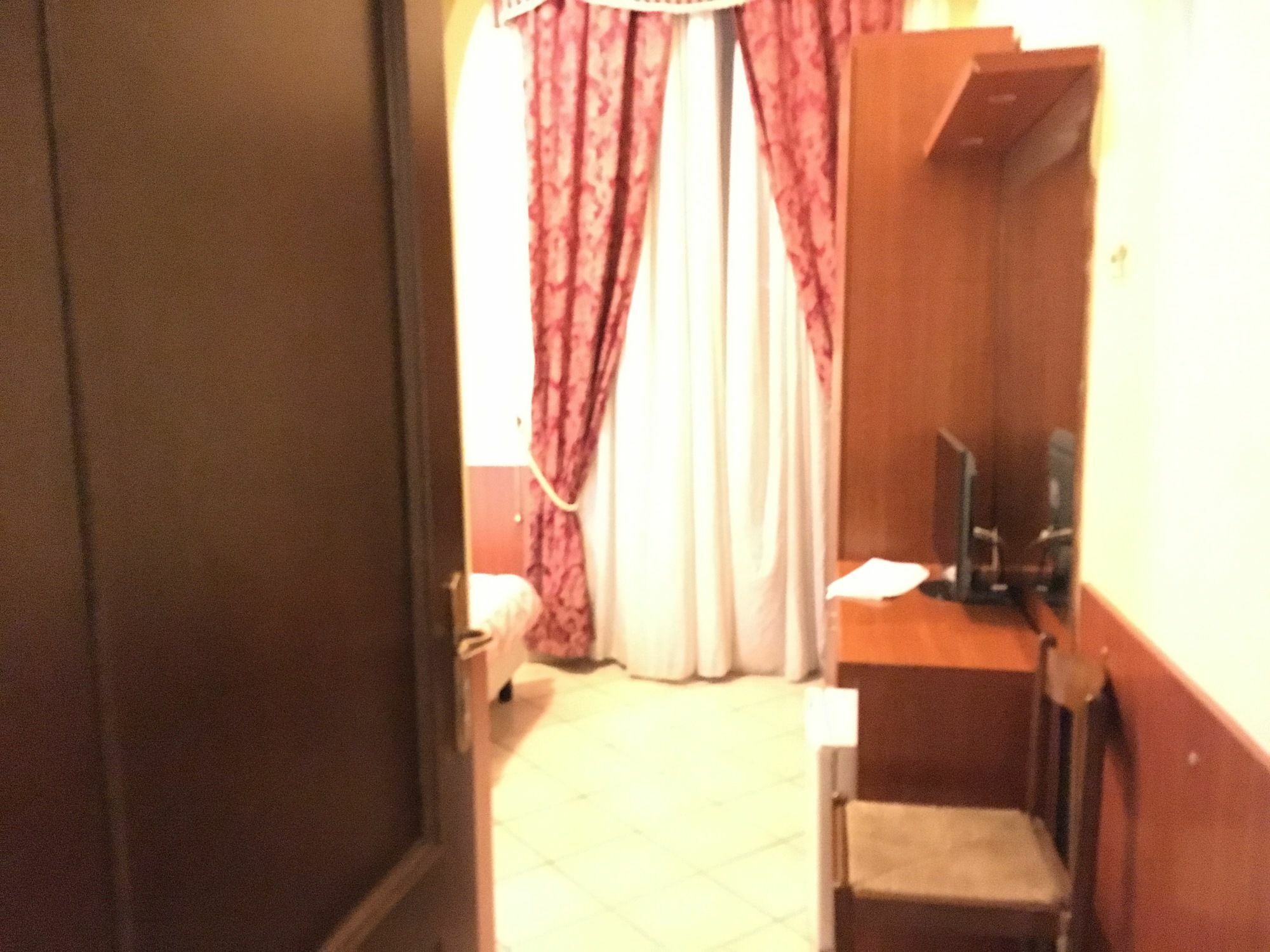 ホテル Rome Terminal House エクステリア 写真